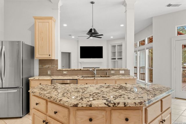 28219 Heritage Trl, Boerne, TX 78015