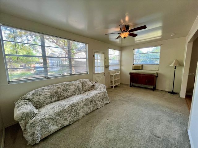 108 W COMANCHE AVENUE, Tampa, FL 33604