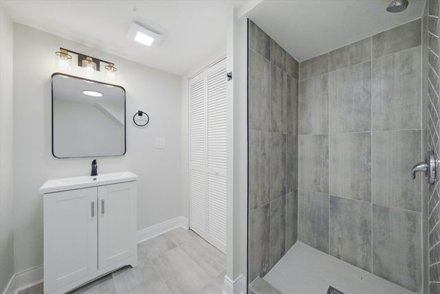 11149 S Green Bay Avenue, Chicago, IL 60617