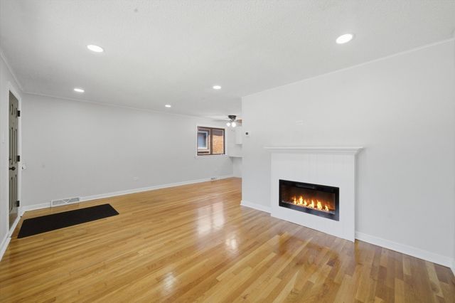 11149 S Green Bay Avenue, Chicago, IL 60617