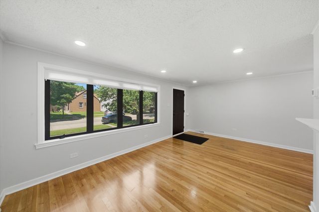 11149 S Green Bay Avenue, Chicago, IL 60617