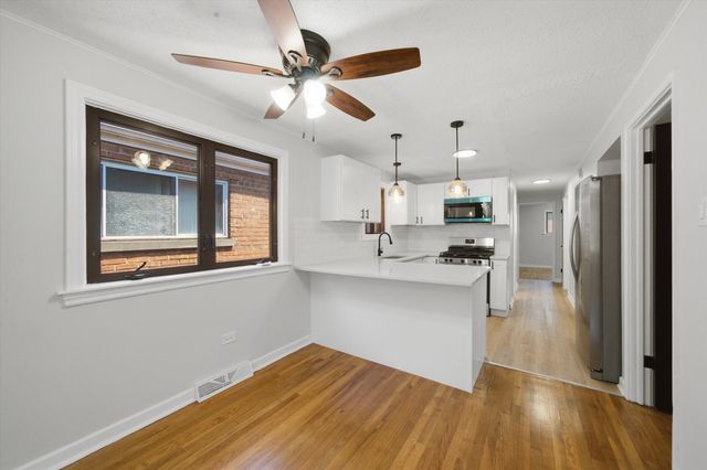 11149 S Green Bay Avenue, Chicago, IL 60617