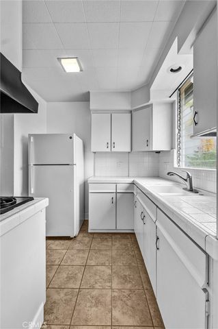 121 35th, Hermosa Beach, CA 90254