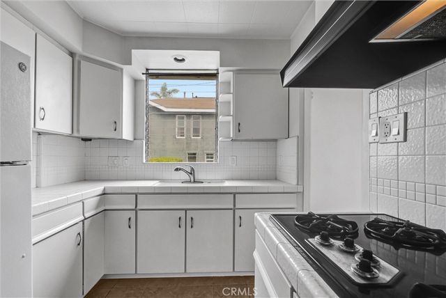 121 35th, Hermosa Beach, CA 90254