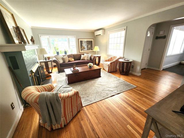 715 Lucas Avenue Extension, Hurley, NY 12443