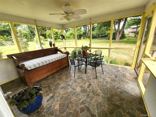 715 Lucas Avenue Extension, Hurley, NY 12443