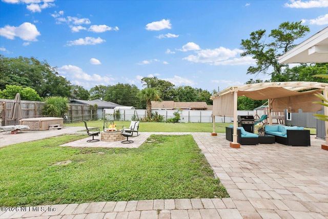 9721 KLINE Road, Jacksonville, FL 32246