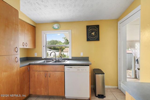 9721 KLINE Road, Jacksonville, FL 32246