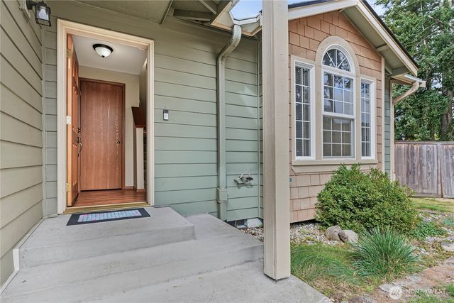 19818 10th Avenue Ct E, Spanaway, WA 98387
