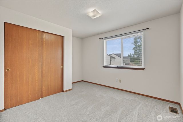 19818 10th Avenue Ct E, Spanaway, WA 98387