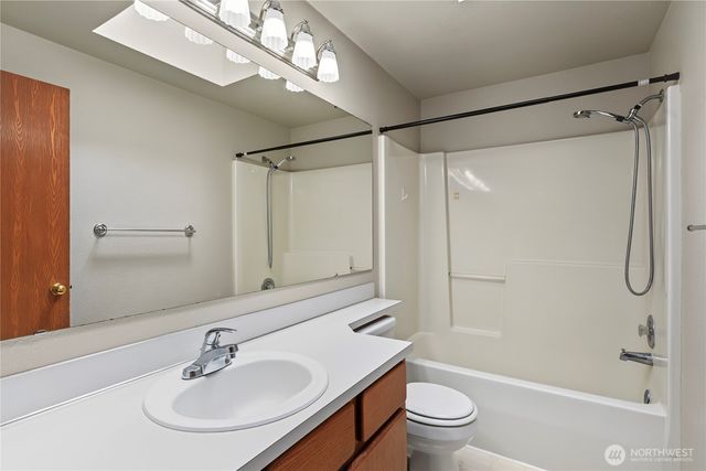 19818 10th Avenue Ct E, Spanaway, WA 98387
