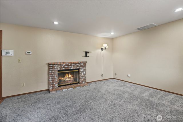 19818 10th Avenue Ct E, Spanaway, WA 98387
