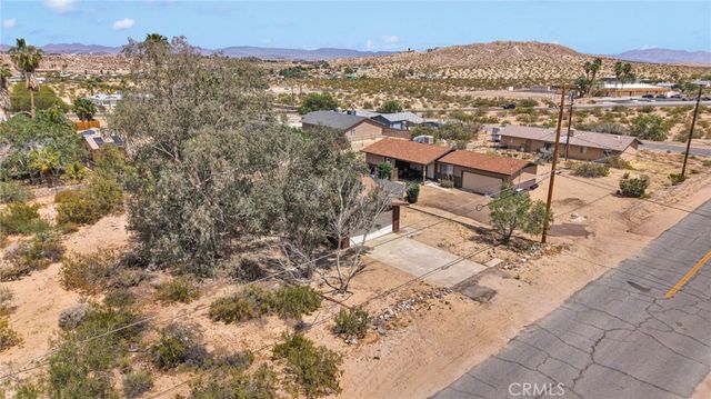 72662 Sullivan, 29 Palms, CA 92277