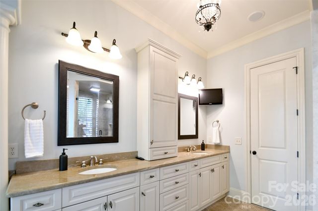 9911 Clarkes View Place NW, Concord, NC 28027