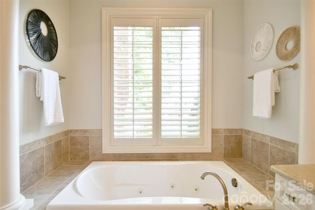 9911 Clarkes View Place NW, Concord, NC 28027
