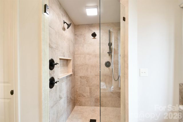 9911 Clarkes View Place NW, Concord, NC 28027