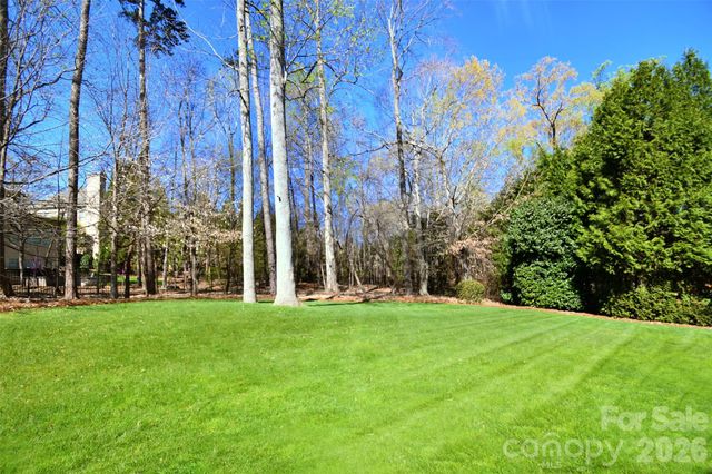9911 Clarkes View Place NW, Concord, NC 28027