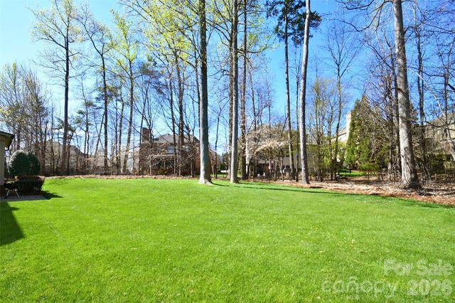 9911 Clarkes View Place NW, Concord, NC 28027