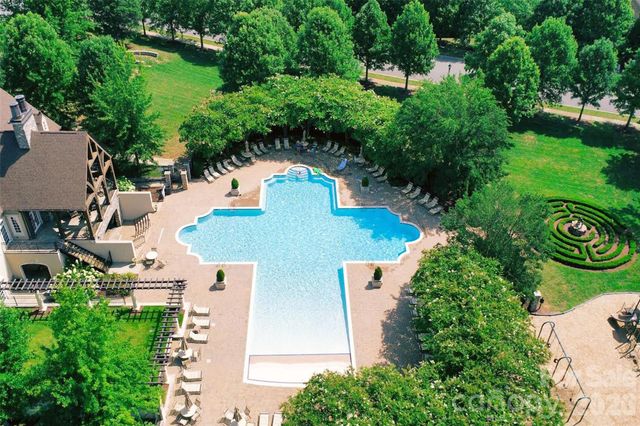 9911 Clarkes View Place NW, Concord, NC 28027