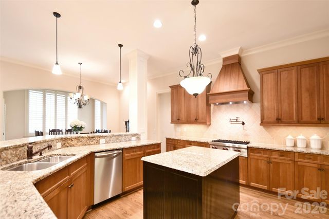 9911 Clarkes View Place NW, Concord, NC 28027