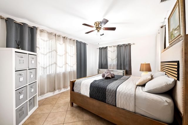 2300 NE 12th Avenue, Pompano Beach, FL 33064