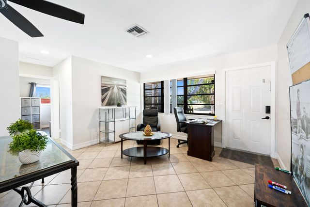 2300 NE 12th Avenue, Pompano Beach, FL 33064