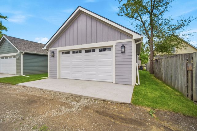 425 E Granger Avenue, Des Moines, IA 50315