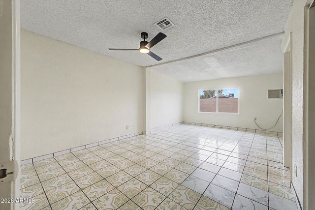 5536 W LA REATA Avenue, Phoenix, AZ 85035