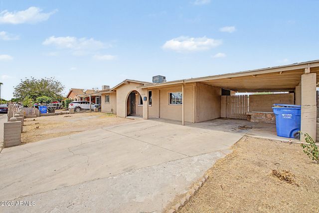 5536 W LA REATA Avenue, Phoenix, AZ 85035