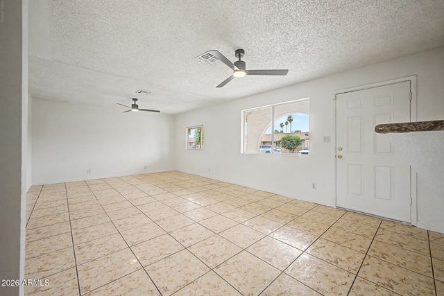 5536 W LA REATA Avenue, Phoenix, AZ 85035