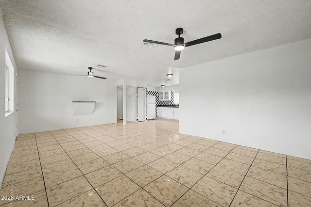 5536 W LA REATA Avenue, Phoenix, AZ 85035