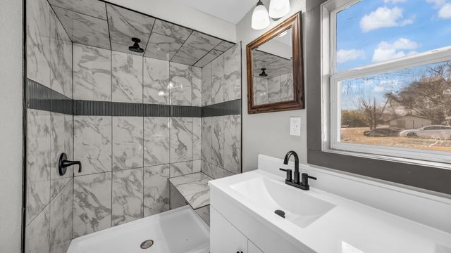 7058 Cimmaron Trail, Weatherford, TX 76087