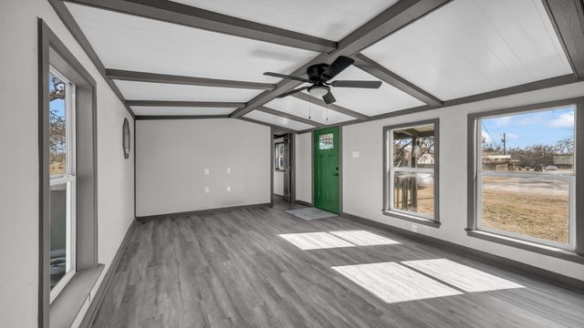 7058 Cimmaron Trail, Weatherford, TX 76087