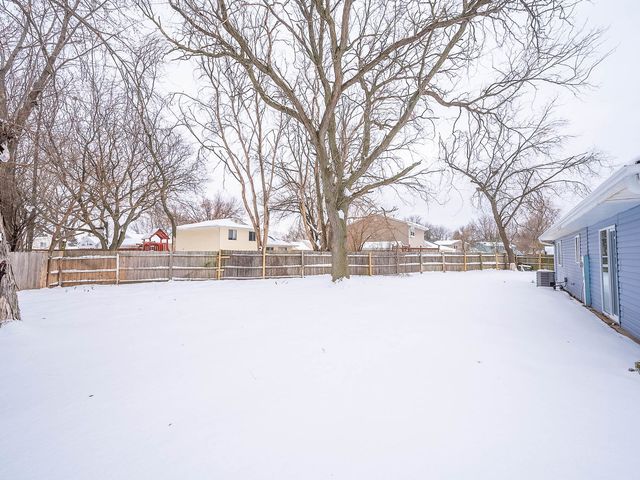 906 Natoma Court, Joliet, IL 60431