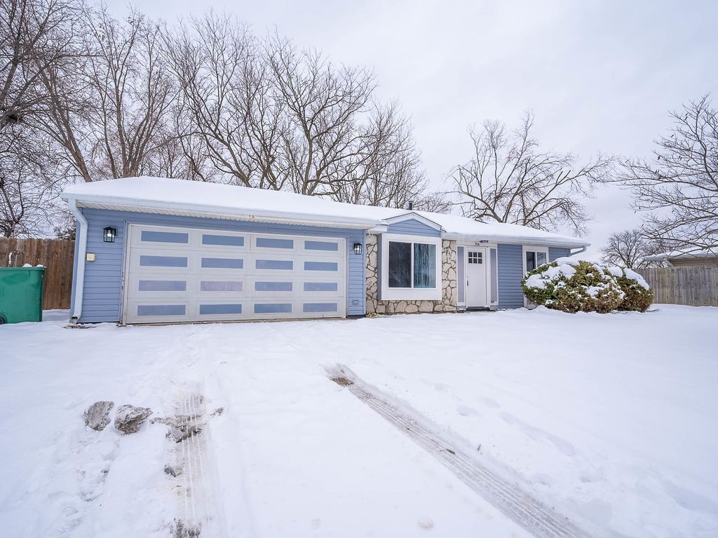 906 Natoma Court, Joliet, IL 60431