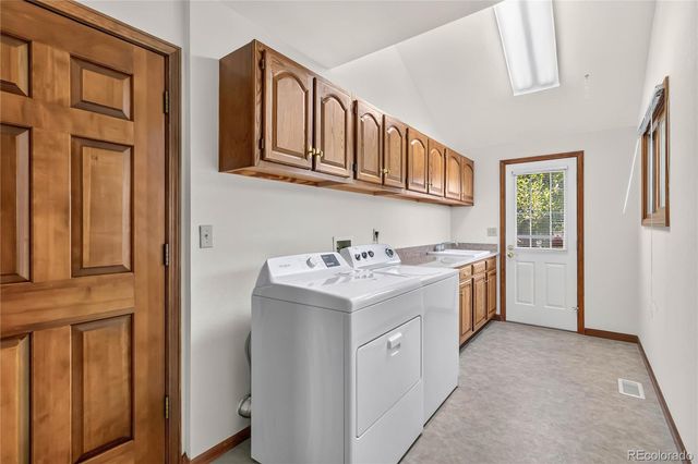 9967 Falcon Creek Drive, Highlands Ranch, CO 80130
