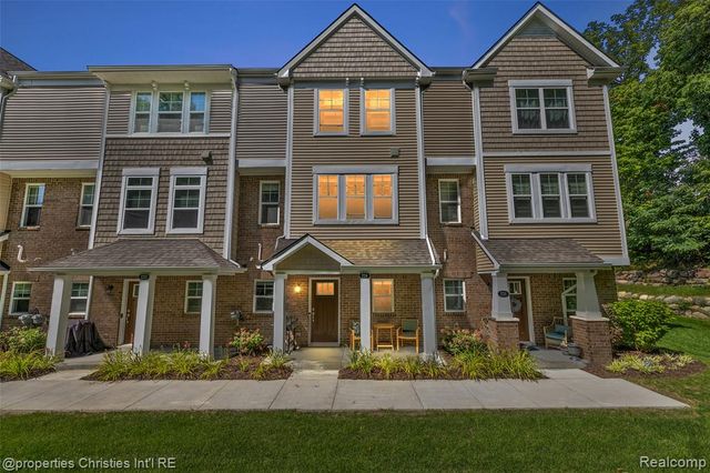 224 Sean Street, Brighton, MI 48116