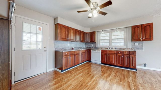 220 Johnson Lane, Berea, KY 40403