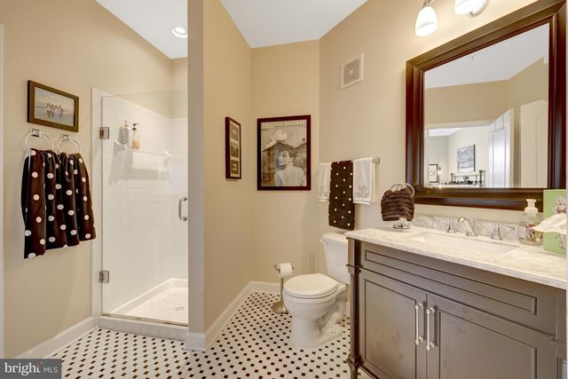 815 BRANCH DR #305, Herndon, VA 20170