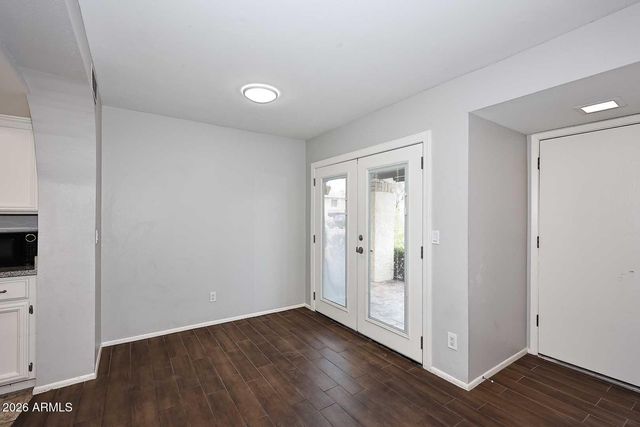 812 E EUGIE Avenue, Phoenix, AZ 85022