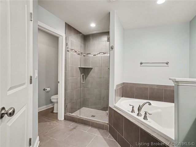 1612 Pine Valley Way, Henryville, IN 47126