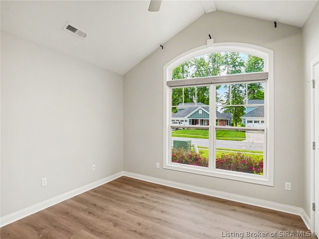 1612 Pine Valley Way, Henryville, IN 47126