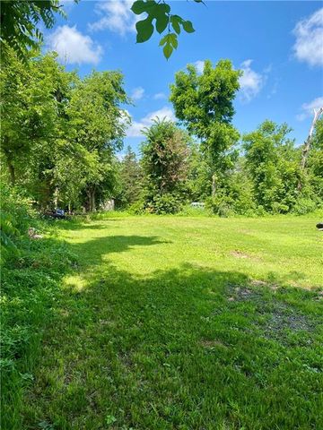 34600 S State Route F Highway, Garden City, MO 64747