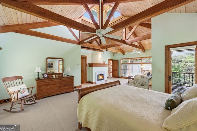 8990 Fields Way, Gainesville, GA 30506