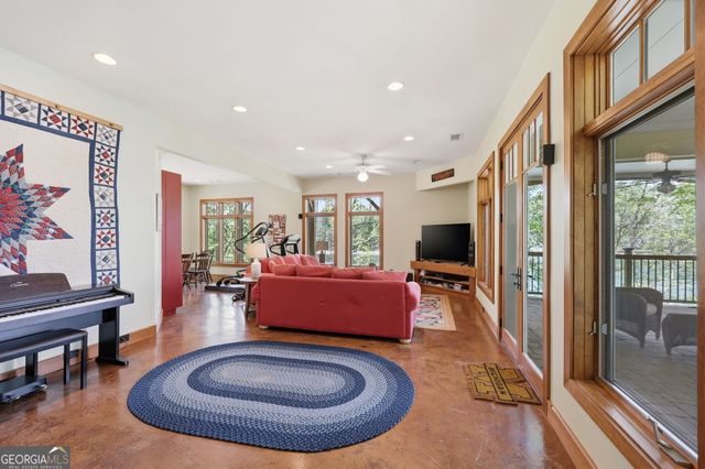 8990 Fields Way, Gainesville, GA 30506