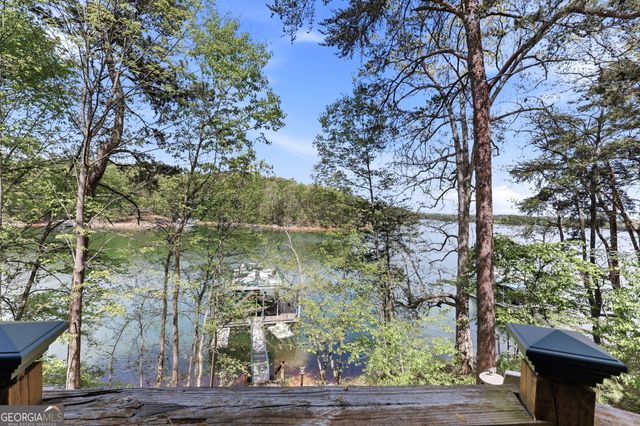 8990 Fields Way, Gainesville, GA 30506