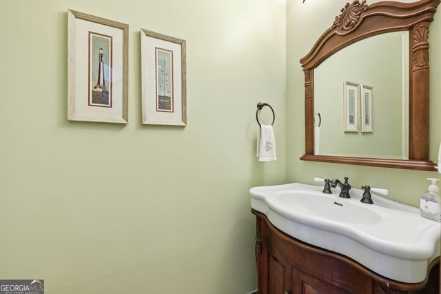 8990 Fields Way, Gainesville, GA 30506
