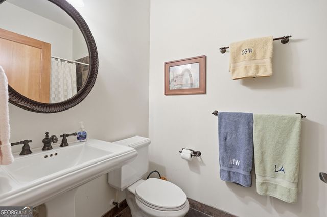 8990 Fields Way, Gainesville, GA 30506