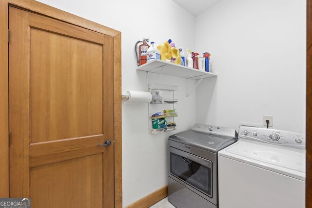 8990 Fields Way, Gainesville, GA 30506