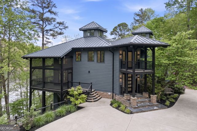 8990 Fields Way, Gainesville, GA 30506